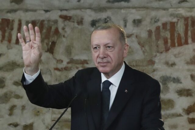 Ερντογάν: Η Τουρκία συζητά την αποχώρηση των στρατευμάτων από την Λιβύη