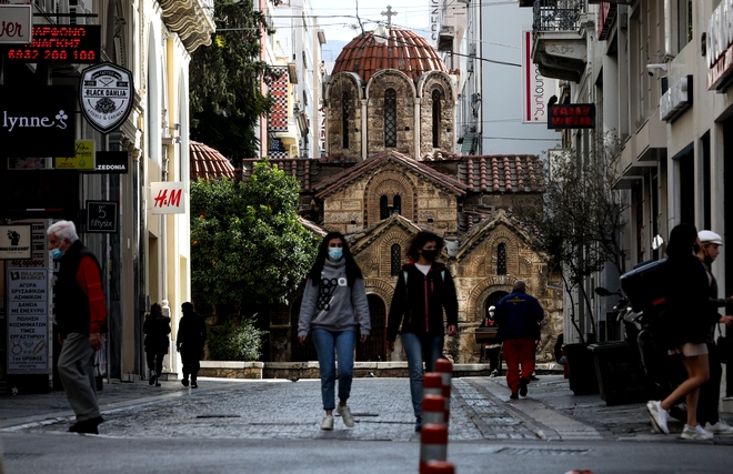 Lockdown: Τα νέα μέτρα στην Αθήνα – Αύξηση τηλεργασίας στο δημόσιο και άδειες ειδικού σκοπού