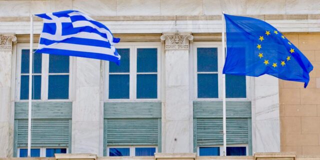 Ελλάδα και ΕΕ, 40 χρόνια πιο δυνατοί μαζί – Πανηγυρική συνεδρίαση στη Βουλή