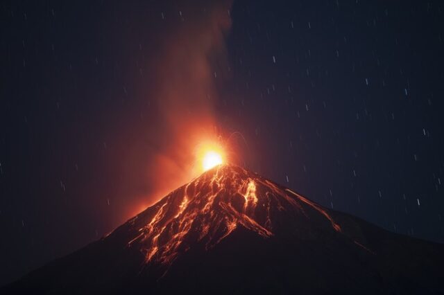 Γουατεμάλα: Σε φάση έκρηξης εισήλθε ξανά το ηφαίστειο Φουέγο