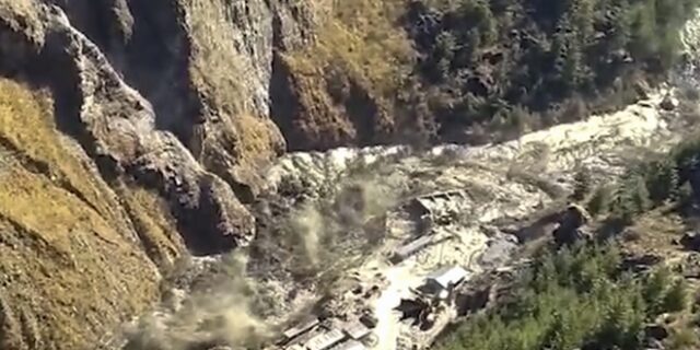 Τραγωδία στην Ινδία: Στους 14 οι νεκροί από την κατάρρευση παγετώνα