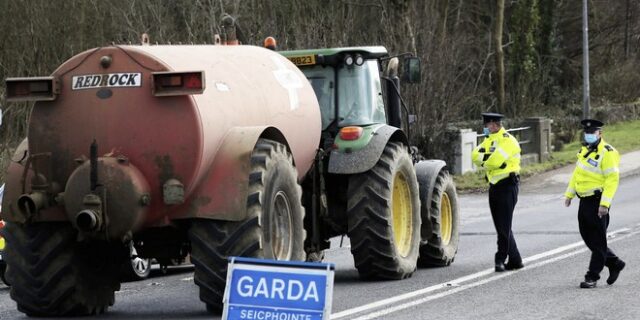 Ιρλανδία: Ξαναρχίζουν οι έλεγχοι στα γεωργικά προϊόντα μετά το Brexit