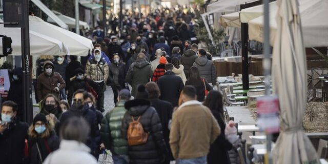 Πρωτοτυπούν στην Ιταλία: Μονοδρομήσεις οδών για τους πέζους, κλείνουν κεντρικοί δρόμοι