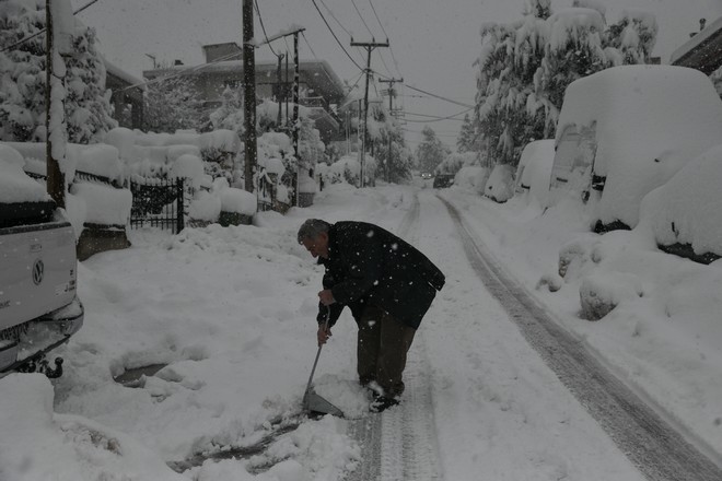 Κακοκαιρία Μήδεια: Συνεχίζονται οι διακοπές ρεύματος σε δεκάδες περιοχές