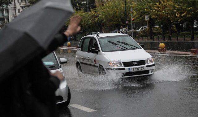 Κακοκαιρία Μήδεια: Έντονη βροχόπτωση στην Αθήνα