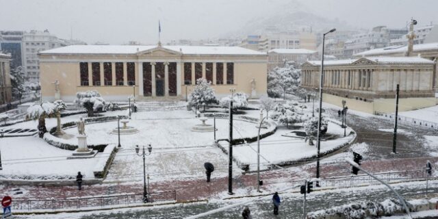 Κακοκαιρία Μήδεια: Προβλήματα σε όλη τη χώρα- Διακοπές ρεύματος και αποκλεισμένοι δρόμοι