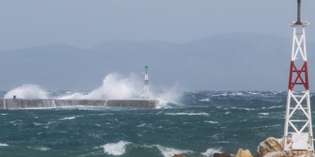 Κακοκαιρία Μήδεια: Απαγορευτικό απόπλου – Άνεμοι 10 μποφόρ στο Αιγαίο