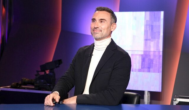 Γιώργος Καπουτζίδης: “Δε θέλω ομοφοβικούς στο θέατρό μου, να κάτσουν σπίτι τους”