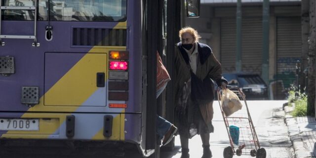 Κορονοϊός – διασπορά: Εξακολουθεί να “βράζει” η Αττική