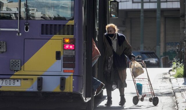 Κορονοϊός – διασπορά: Εξακολουθεί να “βράζει” η Αττική