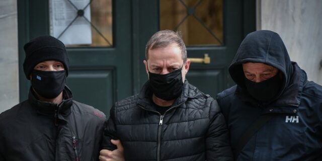 Υπόθεση Λιγνάδη: Τι αναφέρεται στο ένταλμα σύλληψης