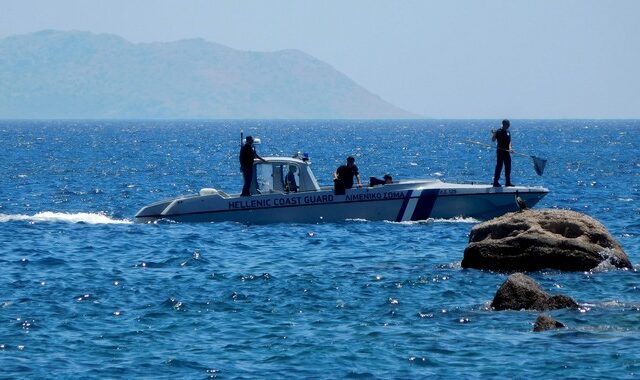 Ύδρα: Χωρίς τις αισθήσεις του ανασύρθηκε ο εργαζόμενος ιχθυοκαλλιέργειας που αγνοείτο