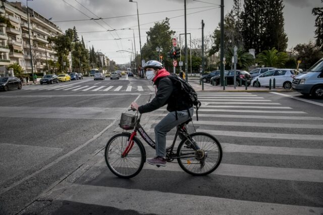 Κορονοϊός: Εστίες της επιδημίας στο 75% της χώρας-Υπονομεύεται η άρση των μέτρων σύντομα