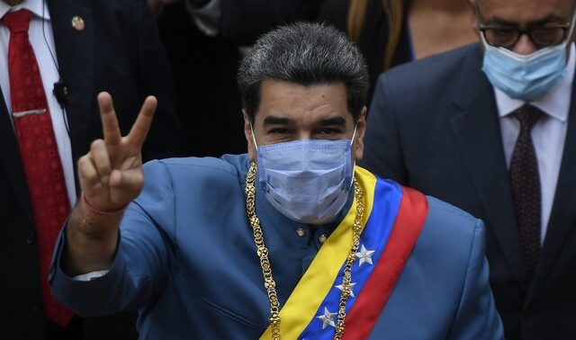 Βενεζουέλα: Ο Μαδούρο στέλνει οξυγόνο σε νοσοκομεία της Βραζιλίας