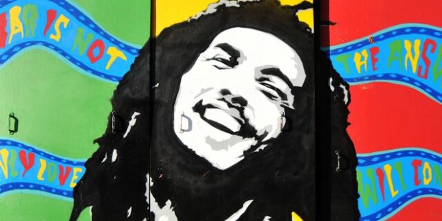 Μπομπ Μάρλεϊ: Ο γιος του λευκού στρατιωτικού που έκανε μόδα τον ρασταφαριανισμό