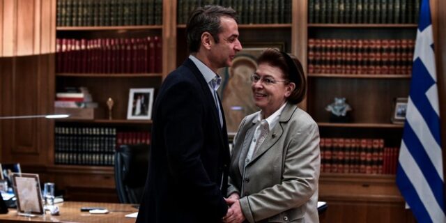 ΠΟΘΑ κατά Μητσοτάκη: Απαξιωτικός ο τόνος του για τους ηθοποιούς
