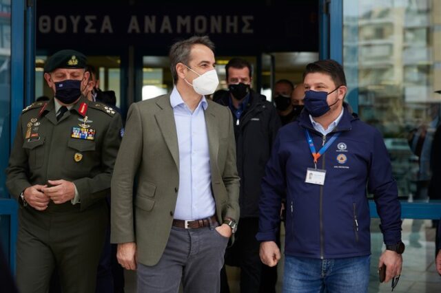 Μητσοτάκης: “Από Δευτέρα οι πρώτοι Αθηναίοι στο εμβολιαστικό κέντρο στο Μαρούσι”