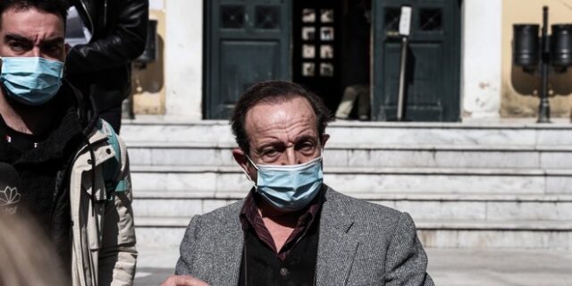 Μπιμπίλας σε Λιγνάδη: Εμάς τους “μέτριους”, μάς είχαν για συνεργάτες σπουδαίοι θεατράνθρωποι