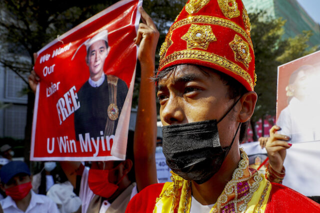 Μιανμάρ: Συνελήφθη στενός σύμβουλος της Σαν Σου Τσι