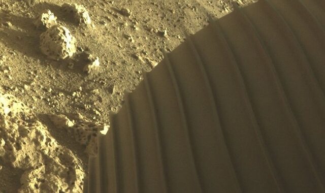 NASA: Εκπληκτικές εικόνες από το “Perseverance” στον Άρη