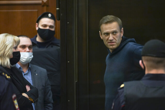 Ρωσία: Σύλληψη 112 διαδηλωτών έξω από το δικαστήριο όπου εκδικάζεται η υπόθεση Ναβάλνι