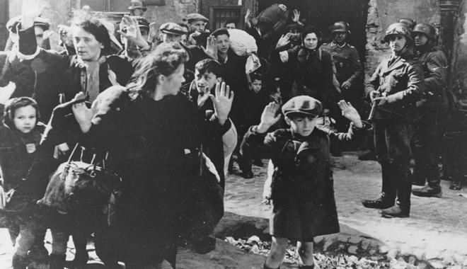 Πώς γιόρταζαν οι Ναζί τις δολοφονίες των Εβραίων