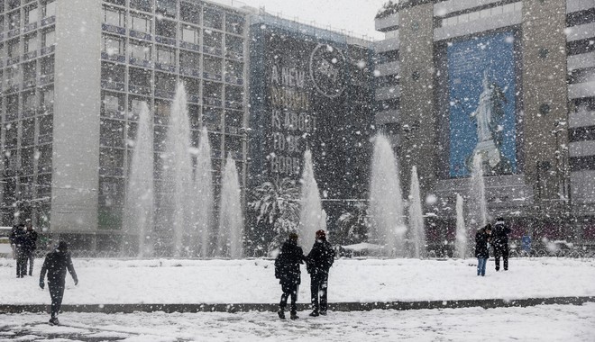 Κορονοϊός – Διασπορά: Παραμένει “στο κόκκινο” η Αττική