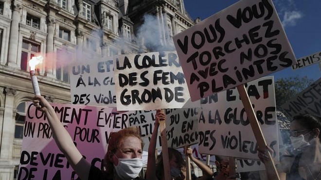 Γαλλία: Σάλος με υπόθεση βιασμού ανήλικης από 20 πυροσβέστες