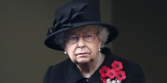 Η Βασίλισσα Ελισάβετ “μπλόκαρε” εκατοντάδες νόμους για να κρύψει την περιουσία της