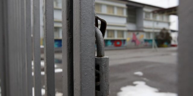 Κακοκαιρία Μήδεια: Προληπτικό κλείσιμο σχολείων ζητάει ο πρόεδρος της ΚΕΔΕ