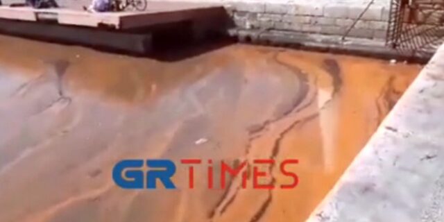 Θεσσαλονίκη: Γιατί “κοκκίνισε” ο Θερμαϊκός Κόλπος