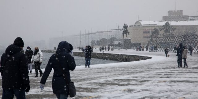 Κακοκαιρία “Μήδεια”: Έφτασε και στην Αττική – Δείτε LIVE την πορεία της