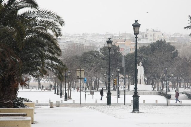 Κακοκαιρία Μήδεια: Στα “λευκά” περιοχές της χώρας – Πού χιονίζει