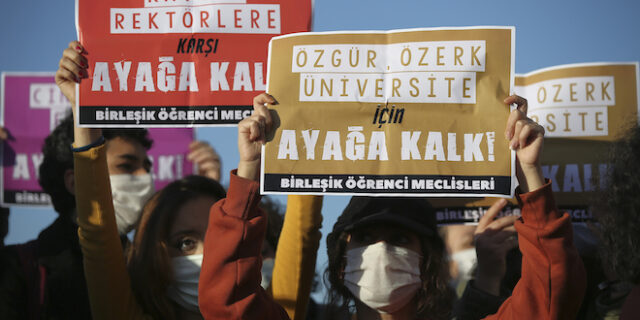 Τουρκία: Η οργή των φοιτητών φέρνει σε δύσκολη θέση τον Ερντογάν