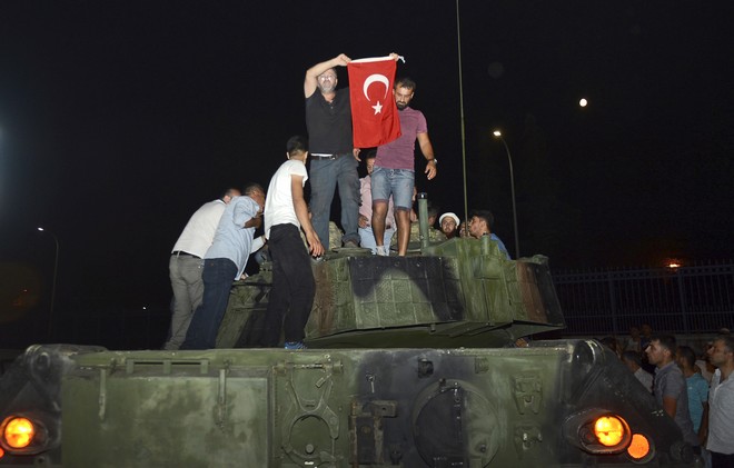 ΗΠΑ: “Δεν ευθυνόμαστε για την απόπειρα πραξικοπήματος στην Τουρκία το 2016”