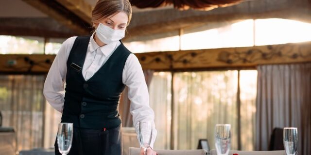 Θεσσαλονίκη: Πολυτελές εστιατόριο λειτουργούσε πριβέ – Σύλληψη του ιδιοκτήτη και πρόστιμα