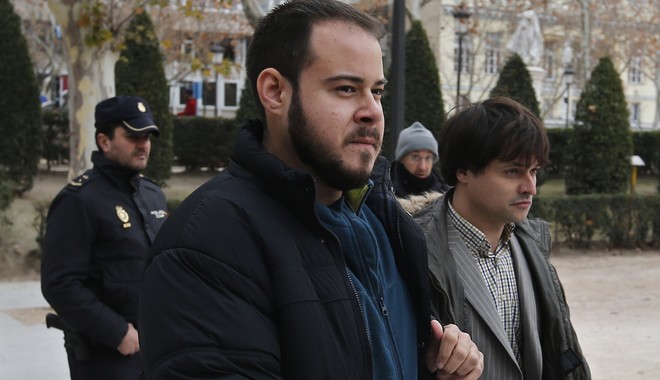 Ισπανία: Συνελήφθη ο ράπερ Πάμπλο Χασέλ που είχε κλειδωθεί σε Πανεπιστήμιο