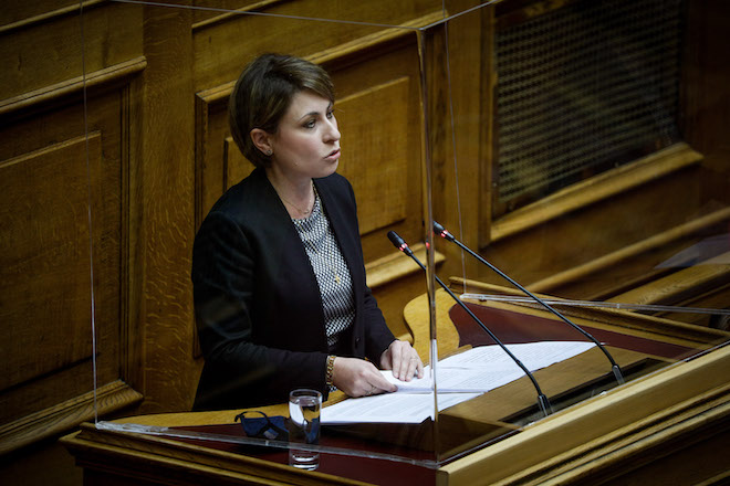 Η Χριστίνα Αλεξοπούλου καταγγέλλει επίθεση από αντιεξουσιαστές στο πολιτικό της γραφείο