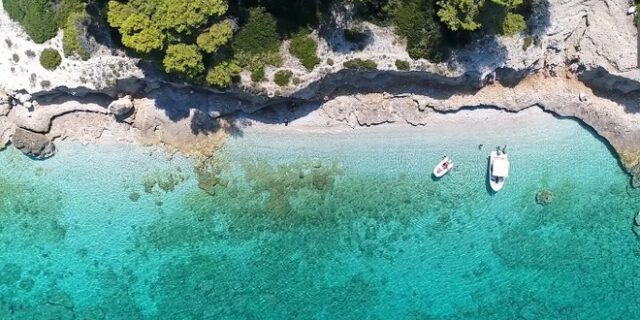Αλκυόνη: Ο πριβέ εξωτικός παράδεισος με τη “σκοτεινή” ιστορία