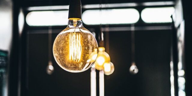 Ηλεκτρικό ρεύμα από Ανανεώσιμες Πηγές Ενέργειας: O καταναλωτής μπορεί τώρα εύκολα  να γίνει «παραγωγός»