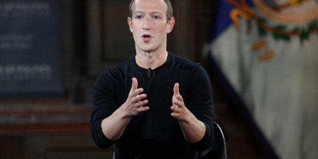 Ζούκερμπεργκ: Πώς το Facebook θα συνεισφέρει στους εμβολιασμούς για κορονοϊό