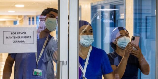 Χιλή: Υπό περιορισμό το ένα τρίτο του πληθυσμού