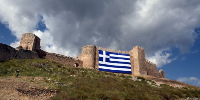 Καιρός: 25η Μαρτίου με βροχές – Βελτίωση από την Παρασκευή