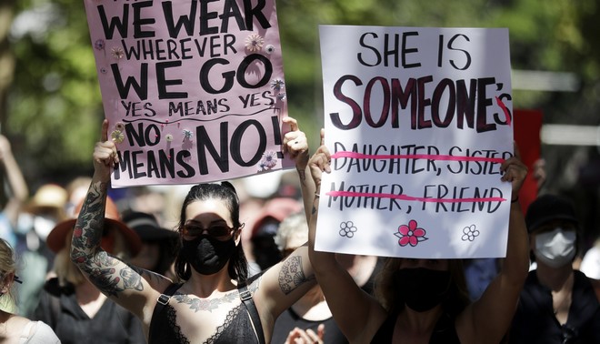 Αυστραλία: Χιλιάδες γυναίκες διαδήλωσαν κατά της σεξουαλικής βίας