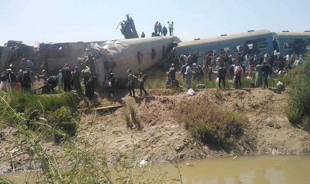 Αίγυπτος: Σύγκρουση τρένων με δεκάδες νεκρούς και τραυματίες
