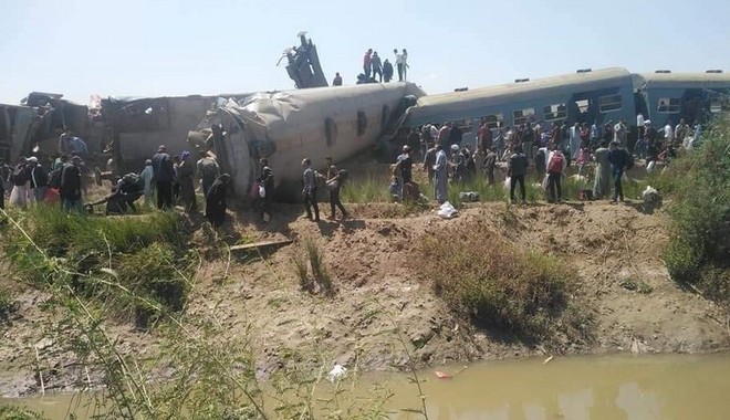 Αίγυπτος: Σύγκρουση τρένων με 19 νεκρούς και 185 τραυματίες