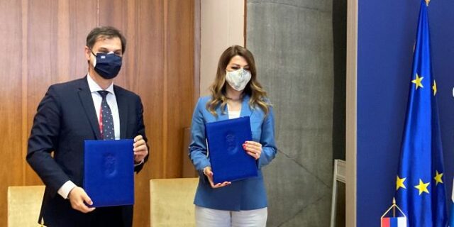 Πάνω από 1 εκατ. τουρίστες από τη Σερβία προς την Ελλάδα