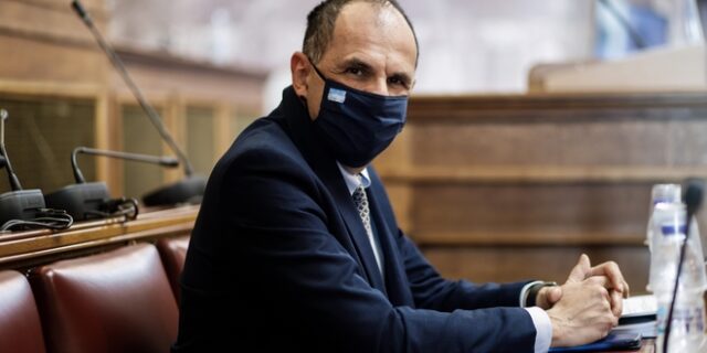 Υπουργέ, πήγαινε σε μια εφημερία νοσοκομείου και μετά πες ότι δεν χρειάζονται άλλα κρεβάτια…