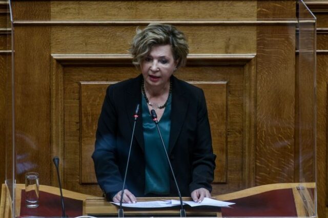 ΣΥΡΙΖΑ: Ερώτηση για το “εάν πάγωσε” ο διαγωνισμός για τις νέες ταυτότητες