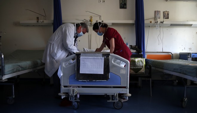 Έκτακτο σχέδιο για τη Θεσσαλονίκη: “Επιστρατεύονται” ιδιωτικό κέντρο και δημόσιο νοσοκομείο για ασθενείς Covid